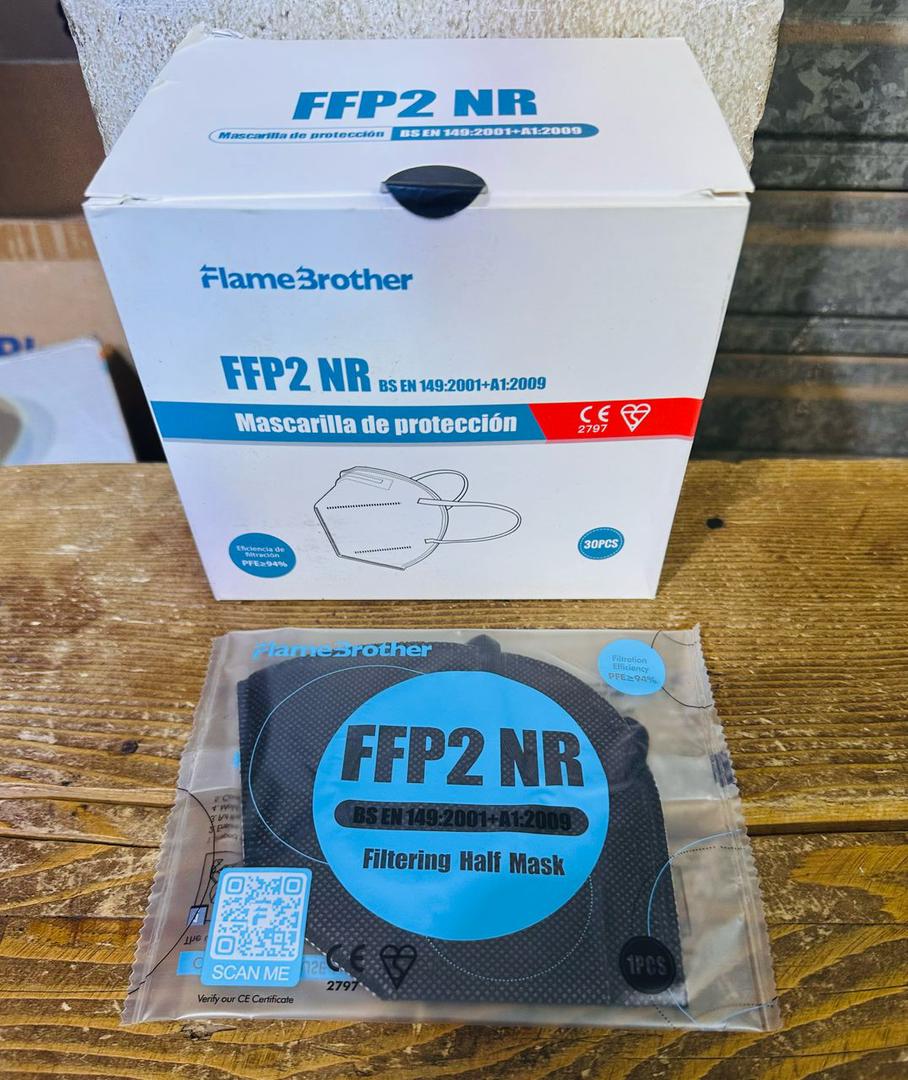Masques Ffp2 noir sans valve
