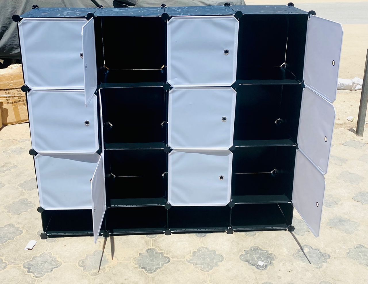 Armoire plastique 4 battants+ Range chaussures